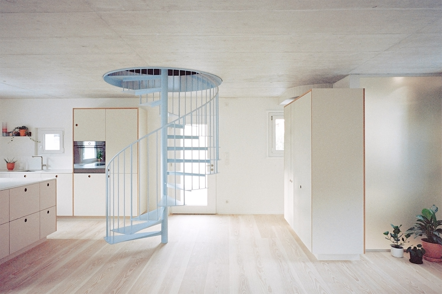 Associati Architectes EPFL SIA Genève. Associati sàrl, Christophe Alhanko, Loris Guillard, Mikaël Sachs. 